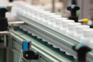 APR Control maintains temperature and humidity levels in cleanrooms environments