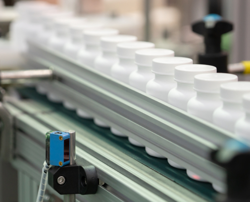 APR Control maintains temperature and humidity levels in cleanrooms environments